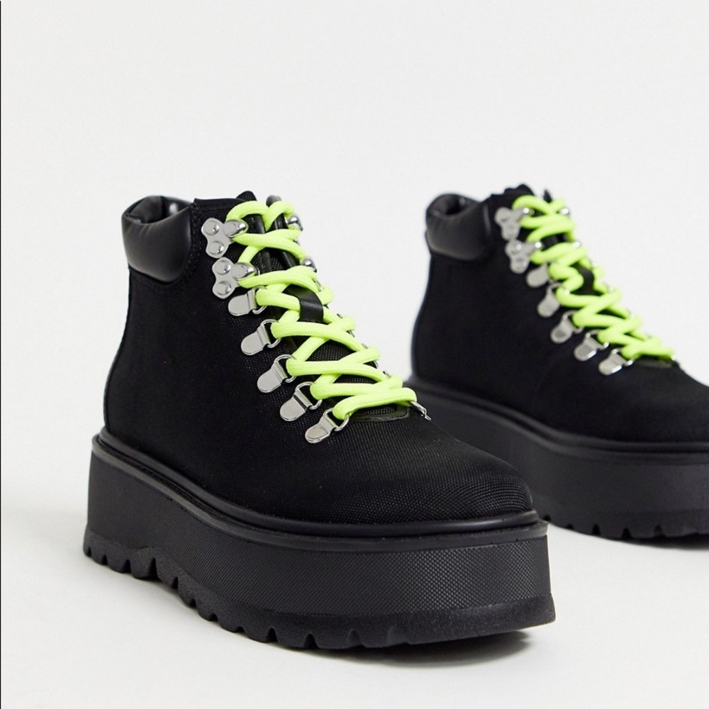 Steve Madden Boots